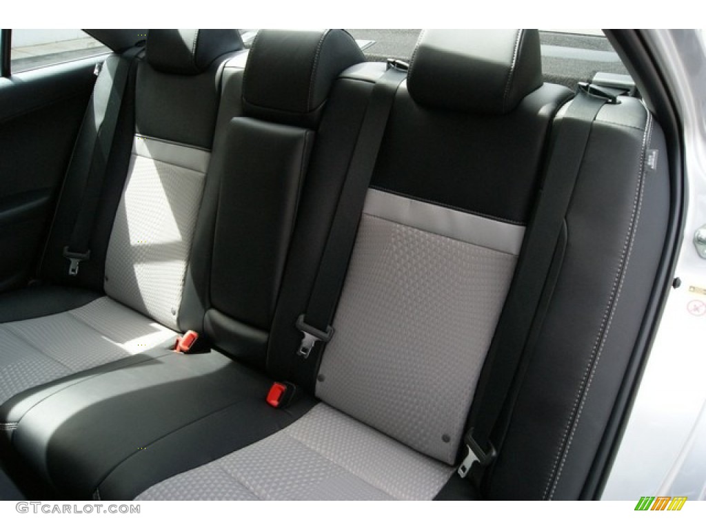 2014 Camry SE - Classic Silver Metallic / Black/Ash photo #7