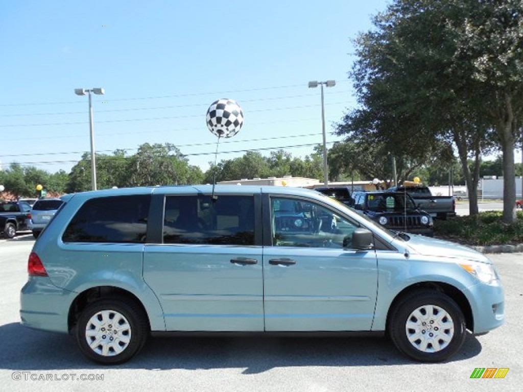 2009 Routan S - Antigua Blue Metallic / Aero Grey photo #11