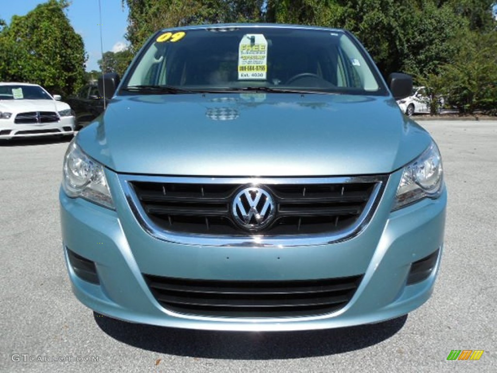 2009 Routan S - Antigua Blue Metallic / Aero Grey photo #15