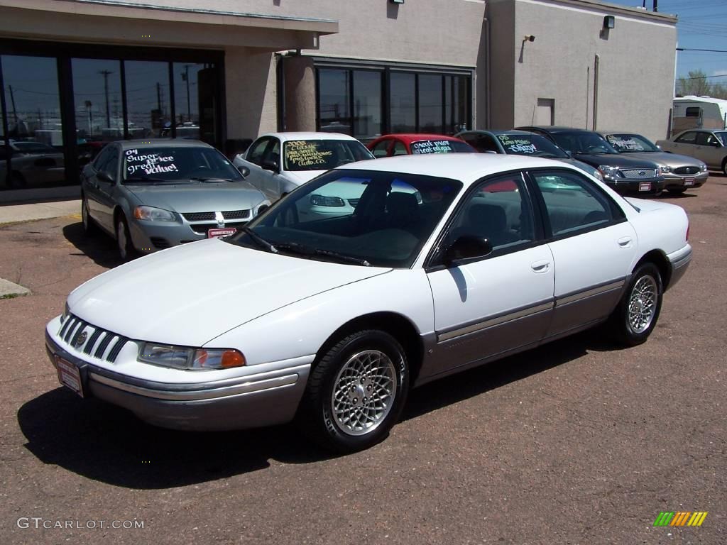 1995 Concorde Sedan - Bright White / Gray photo #23