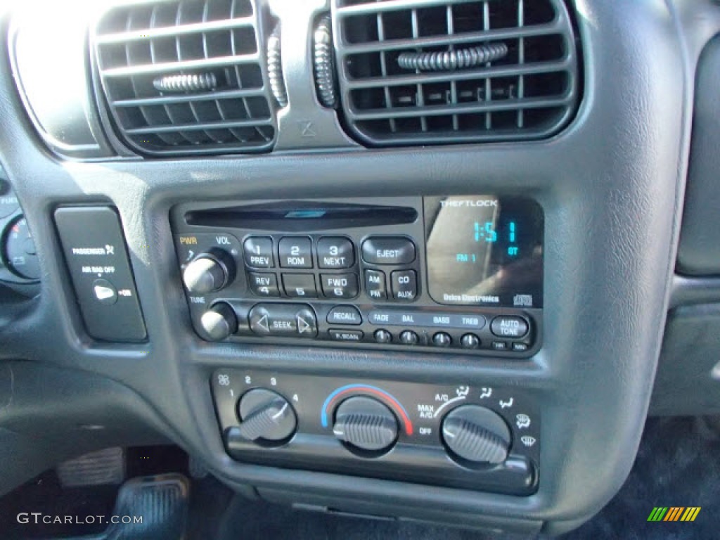 2000 S10 LS Extended Cab - Space Blue Metallic / Graphite photo #11