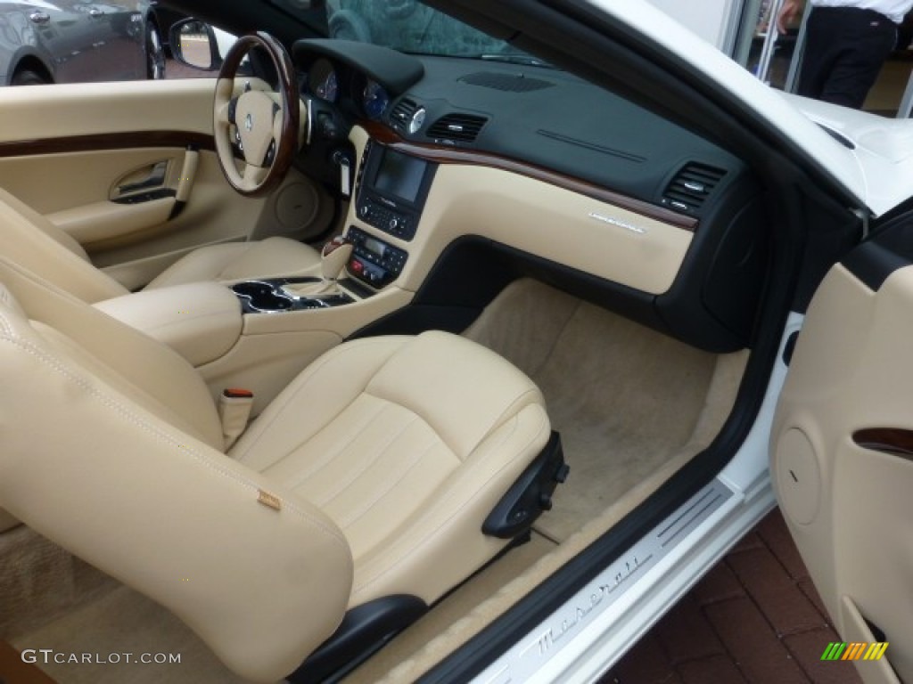 2012 Maserati GranTurismo Convertible GranCabrio Sabbia Dashboard Photo #85765347