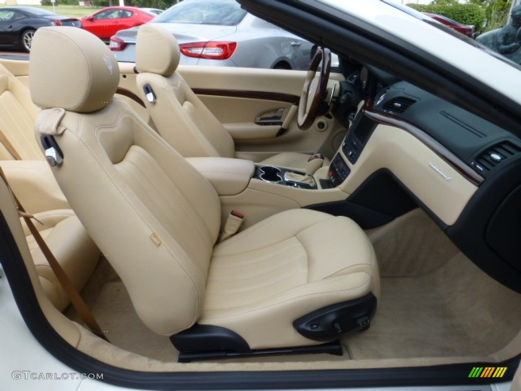 2012 Maserati GranTurismo Convertible GranCabrio Front Seat Photo #85765353
