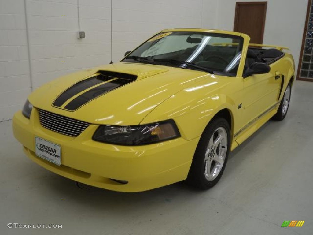 2003 Mustang GT Convertible - Zinc Yellow / Dark Charcoal photo #17