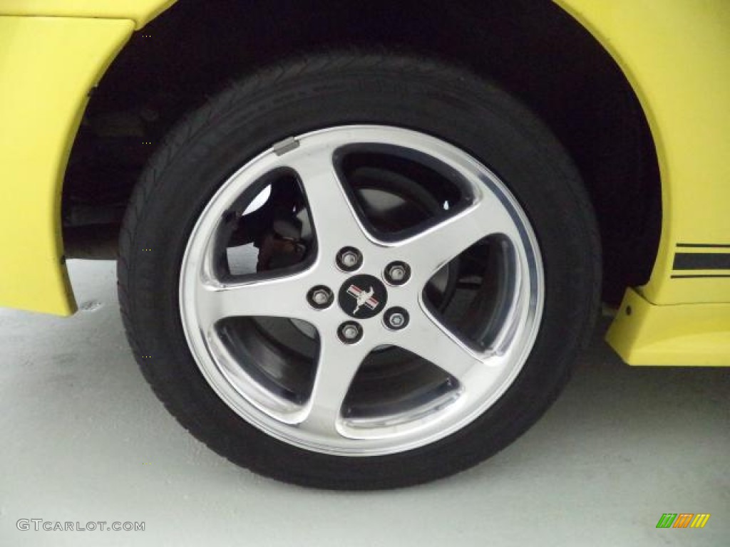 2003 Mustang GT Convertible - Zinc Yellow / Dark Charcoal photo #35