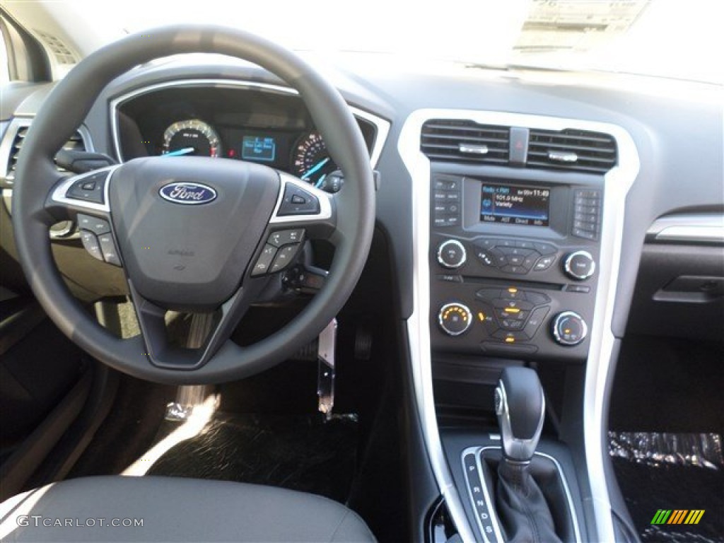 2014 Fusion S - Ruby Red / Earth Gray photo #14