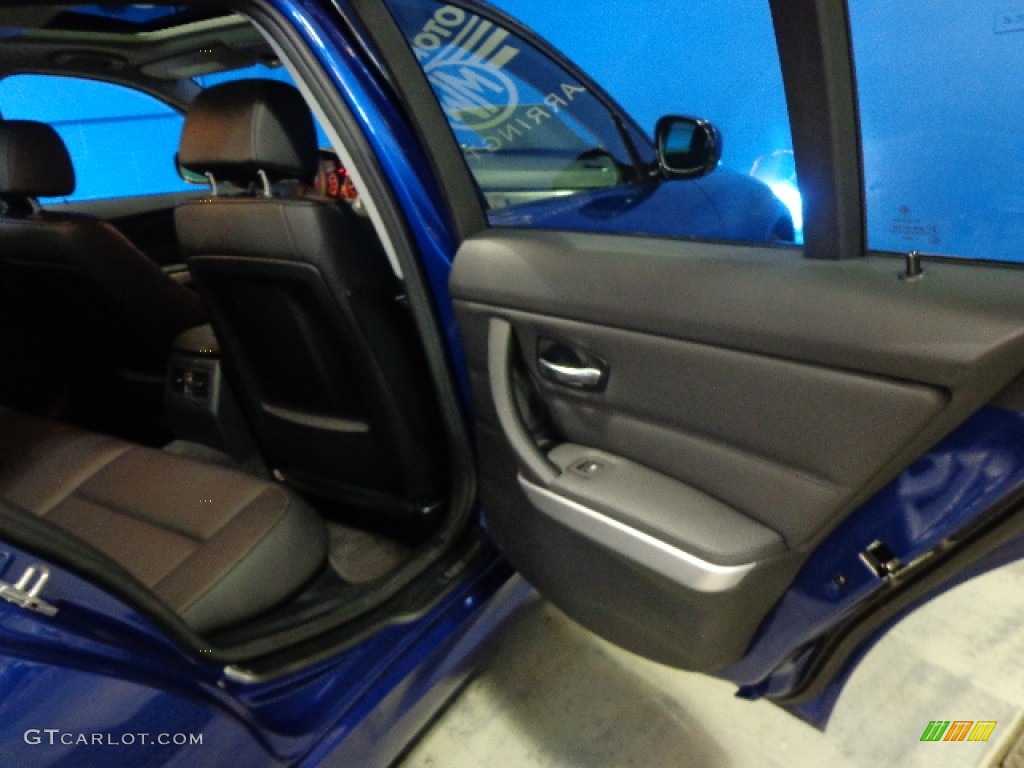 2011 3 Series 328i xDrive Sedan - Montego Blue Metallic / Black Dakota Leather photo #30