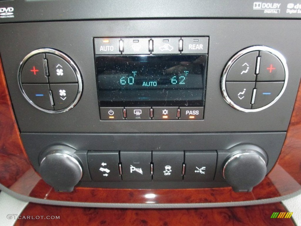 2014 Chevrolet Tahoe LTZ 4x4 Controls Photo #85770856
