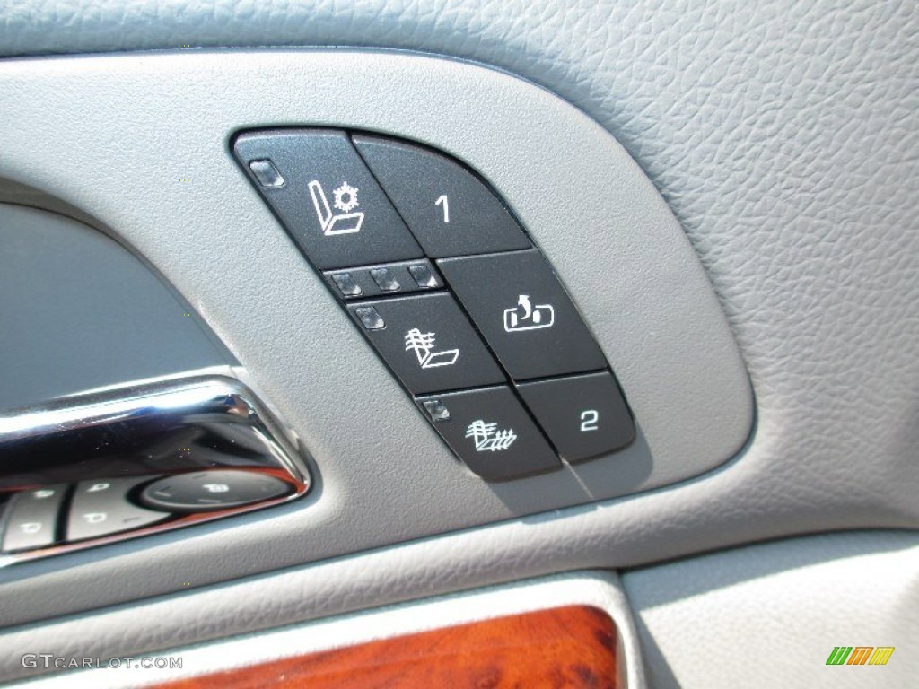 2014 Chevrolet Tahoe LTZ 4x4 Controls Photo #85770895