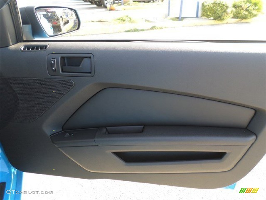 2014 Mustang V6 Coupe - Grabber Blue / Charcoal Black photo #9