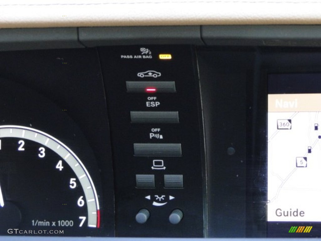 2007 Mercedes-Benz S 550 Sedan Controls Photo #85772767