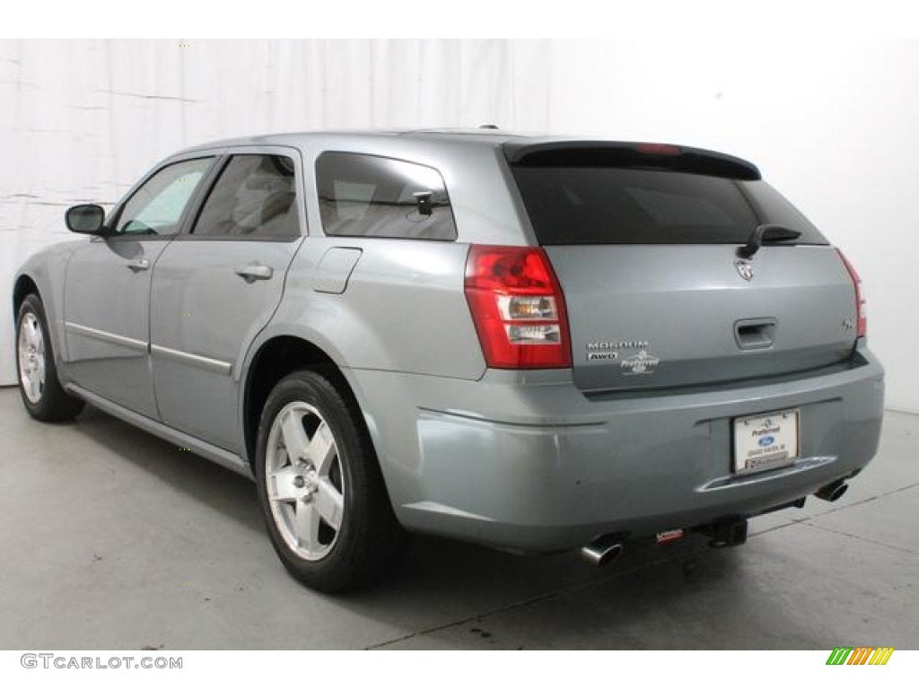 2006 Magnum R/T AWD - Silver Steel Metallic / Dark Slate Gray/Light Graystone photo #10