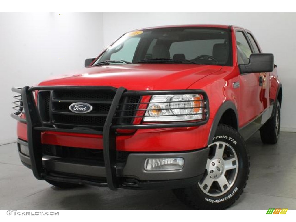 2005 F150 FX4 SuperCab 4x4 - Bright Red / Medium Flint Grey photo #2