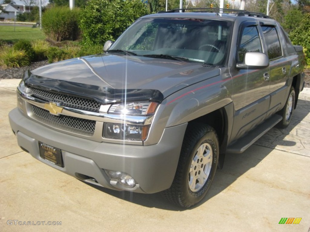 2002 Avalanche Z71 4x4 - Light Pewter Metallic / Graphite photo #1