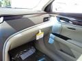 White Diamond Tricoat - XTS Luxury FWD Photo No. 21