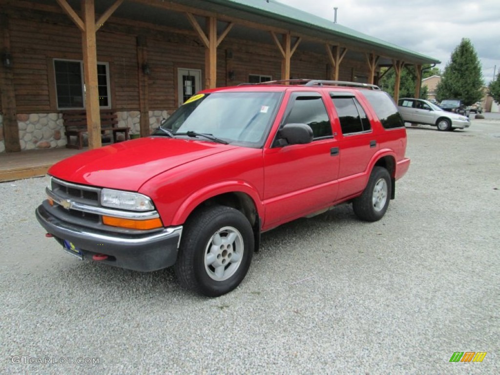 2000 Blazer LS 4x4 - Victory Red / Graphite Gray photo #2