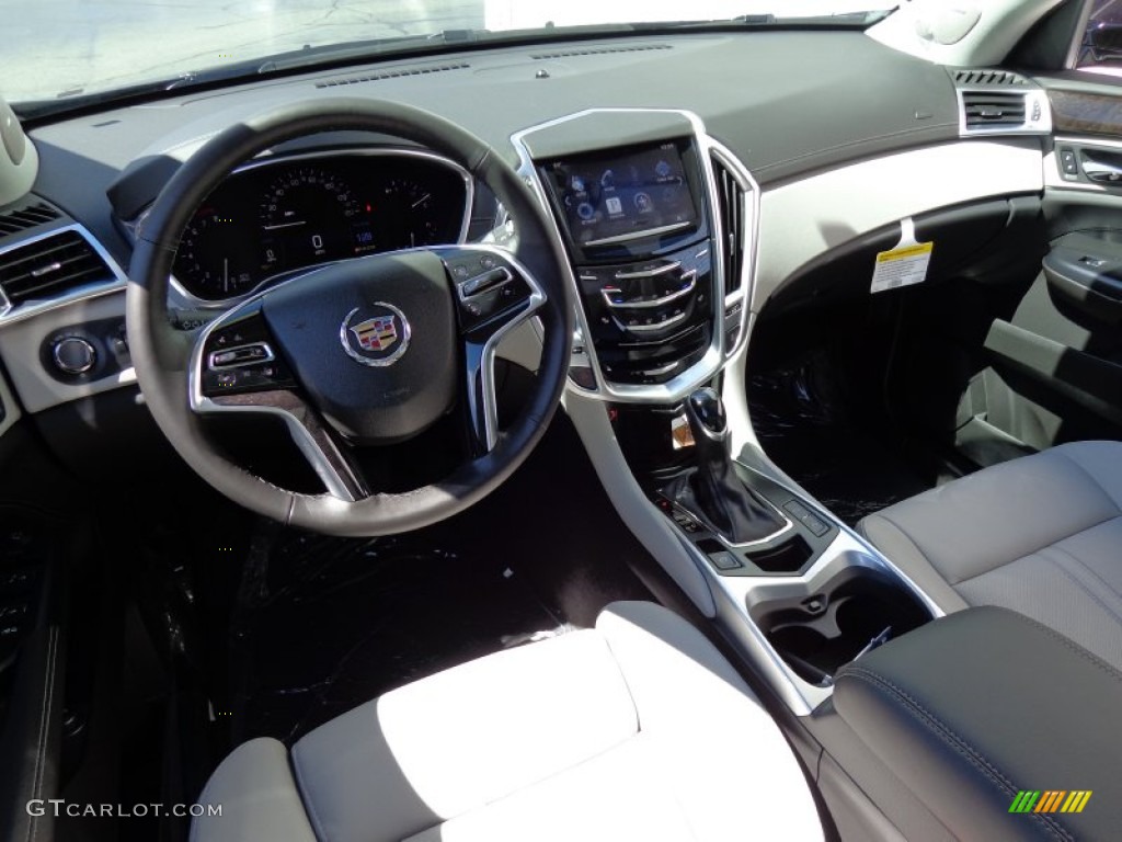 Light Titanium/Ebony Interior 2014 Cadillac SRX Luxury Photo #85780567