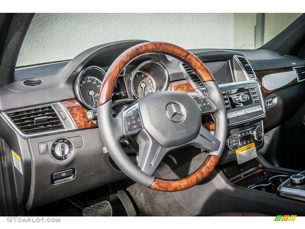 2014 Mercedes-Benz GL 550 4Matic Auburn Brown/Black Dashboard Photo #85781569
