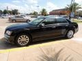 Gloss Black - 300 C Photo No. 5