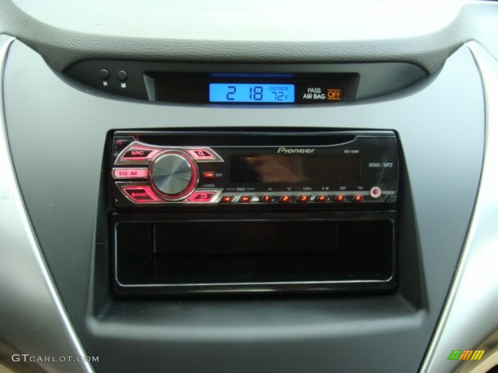 2011 Elantra GLS - Pearl White / Beige photo #16