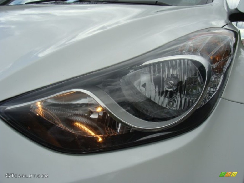 2011 Elantra GLS - Pearl White / Beige photo #29