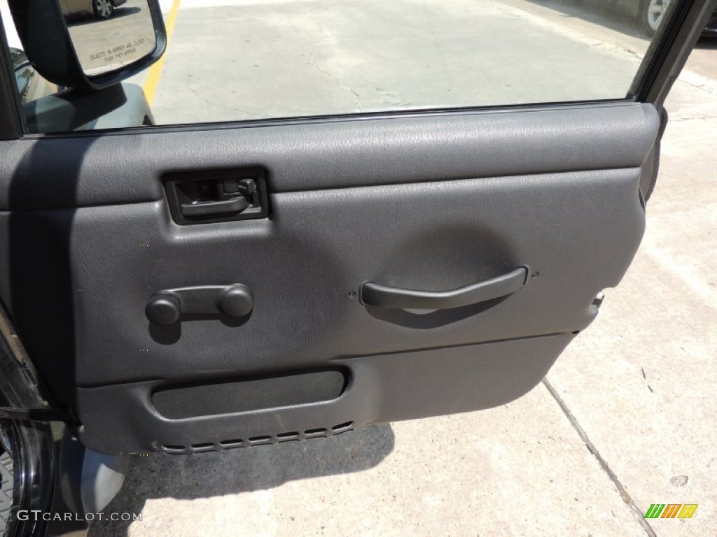 2004 Wrangler Sport 4x4 - Black / Dark Slate Gray photo #9