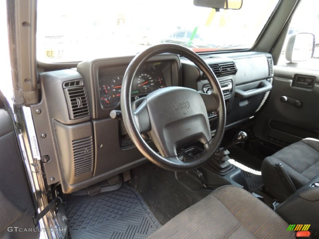 2004 Wrangler Sport 4x4 - Black / Dark Slate Gray photo #12