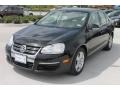 Black - Jetta SE Sedan Photo No. 3