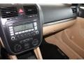 Black - Jetta SE Sedan Photo No. 16