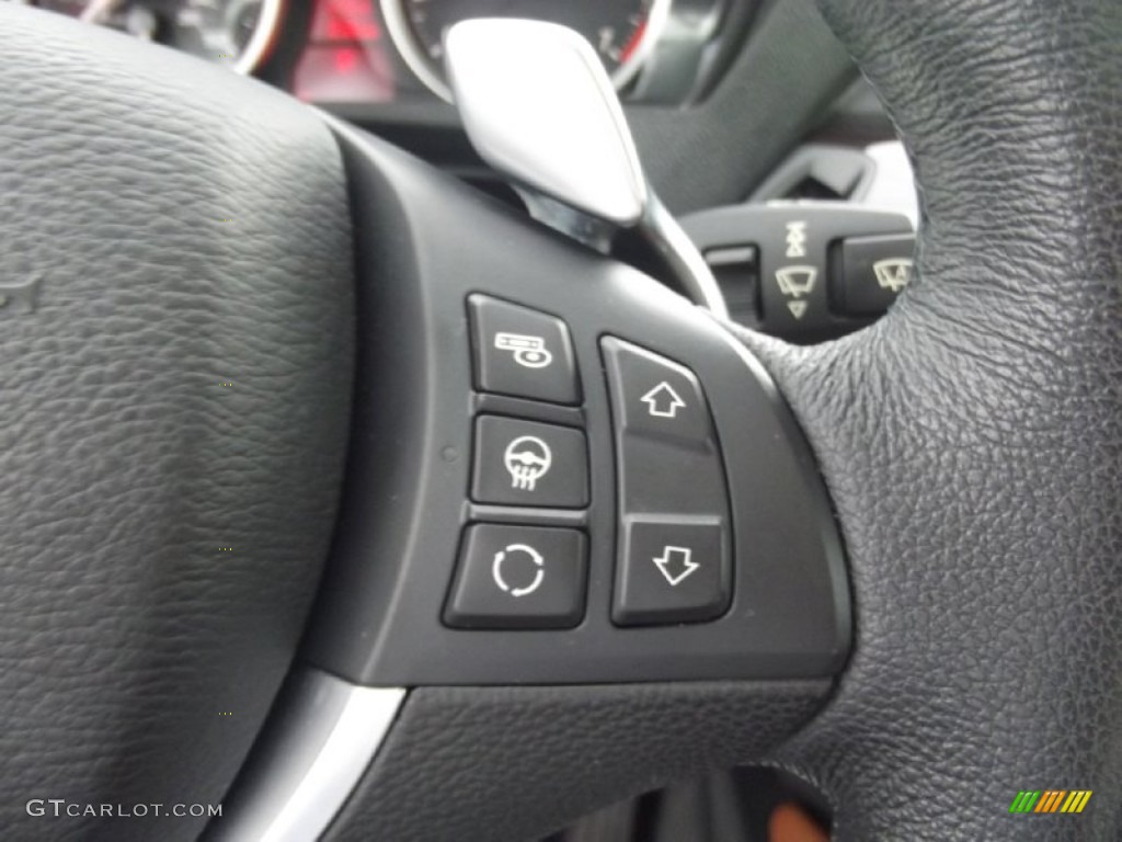 2011 BMW X6 xDrive50i Controls Photo #85789069