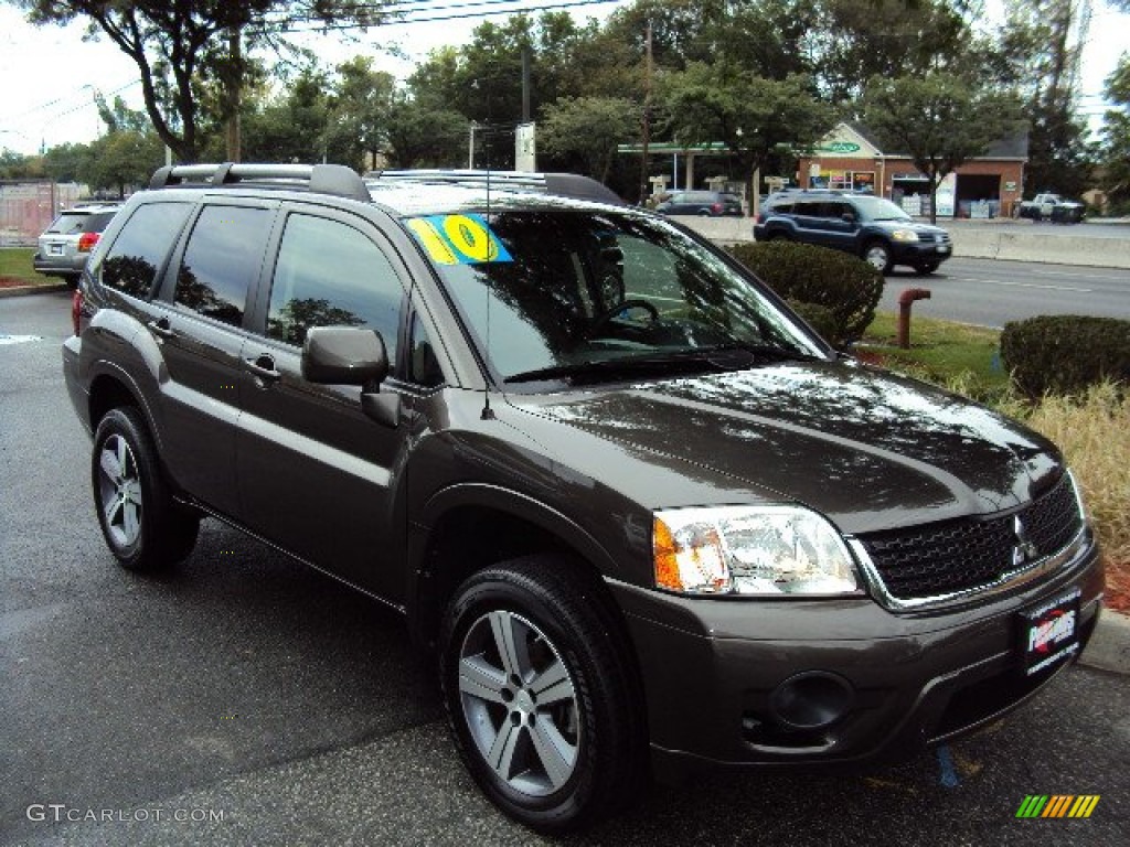 2010 Endeavor SE AWD - Carbon Pearl / Black photo #3