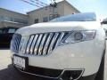 2013 White Platinum Tri-Coat Lincoln MKX FWD  photo #32