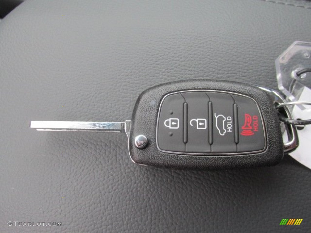 2013 Hyundai Santa Fe GLS AWD Keys Photo #85792051