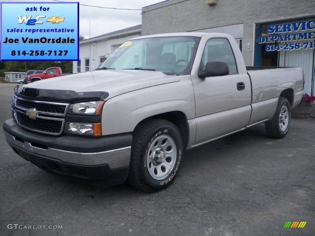 2007 Silverado 1500 Classic Work Truck Regular Cab - Silver Birch Metallic / Dark Charcoal photo #1