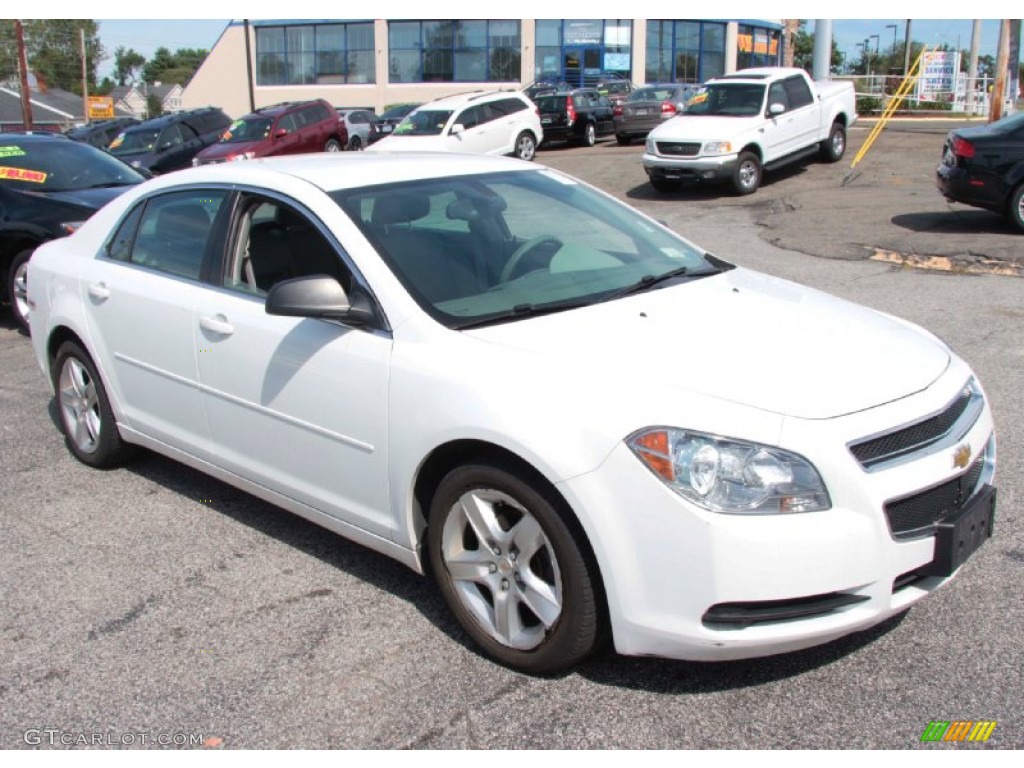 Summit White 2010 Chevrolet Malibu LS Sedan Exterior Photo #85796200
