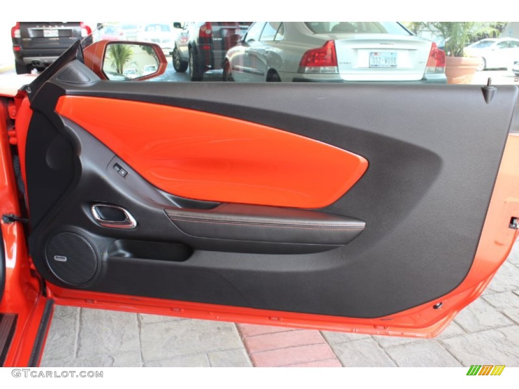 2010 Chevrolet Camaro SS/RS Coupe Door Panel Photos