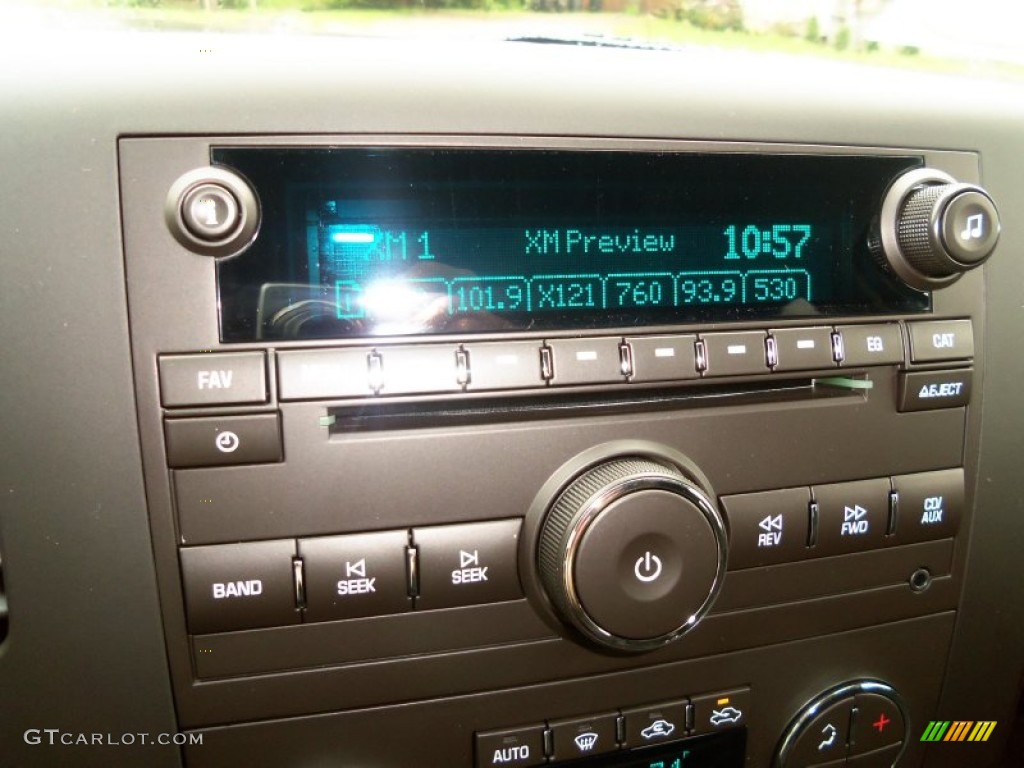 2014 Chevrolet Silverado 3500HD LT Crew Cab 4x4 Audio System Photo #85799416