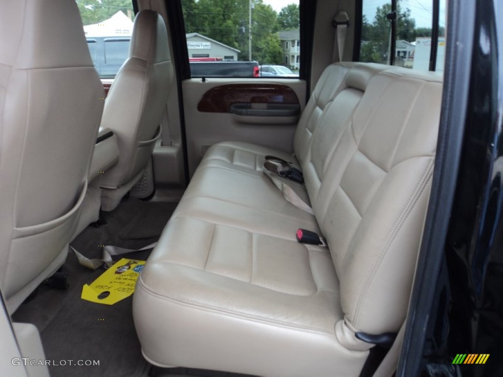 Medium Parchment Interior 2001 Ford F250 Super Duty Lariat Super Crew 4x4 Photo #85803106
