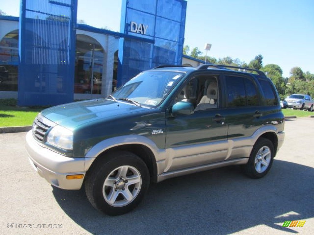 Grove Green Metallic Suzuki Grand Vitara