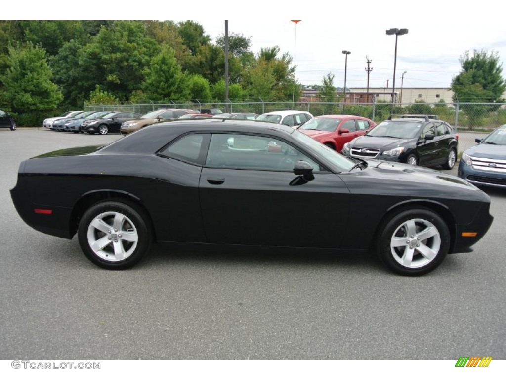 2014 Challenger SXT - Black / Dark Slate Gray photo #3