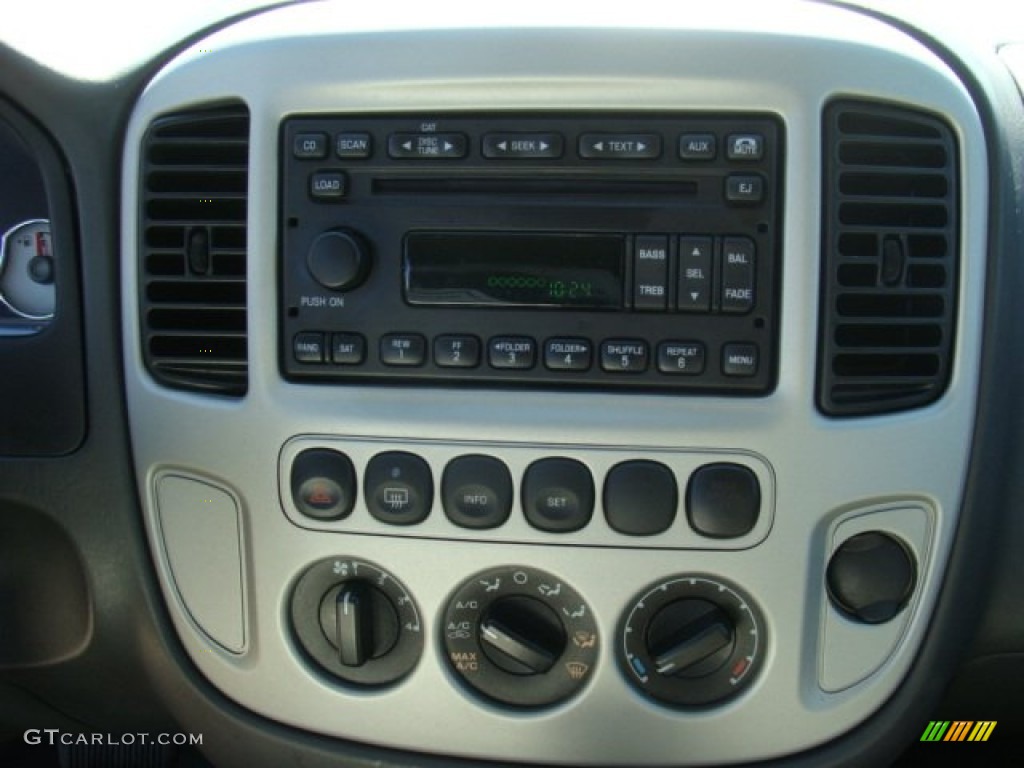 2007 Ford Escape Hybrid Controls Photos