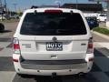 White Suede - Mariner V6 Premier 4WD Photo No. 4