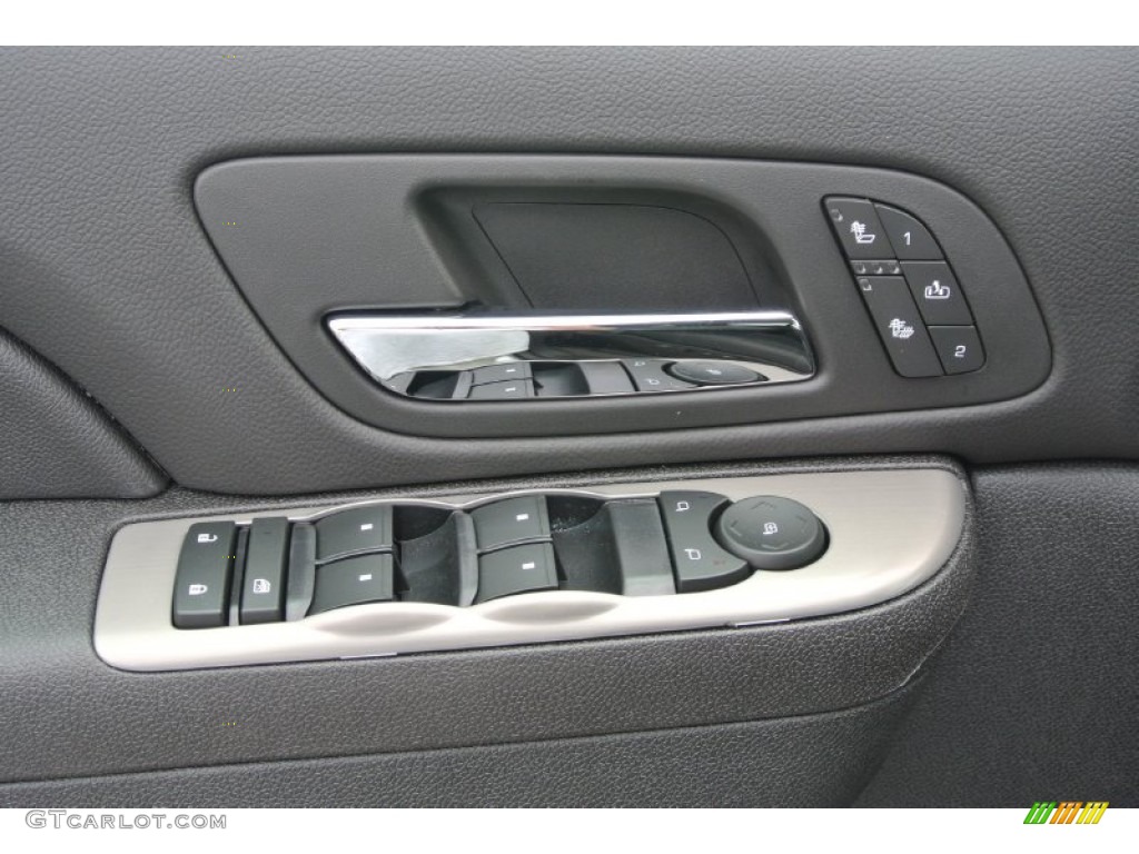 2014 Chevrolet Silverado 3500HD LTZ Crew Cab 4x4 Controls Photo #85815235