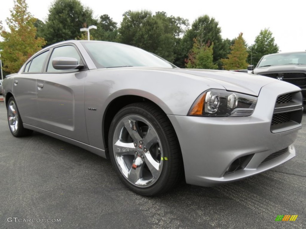 2014 Dodge Charger R/T Road & Track Exterior Photos