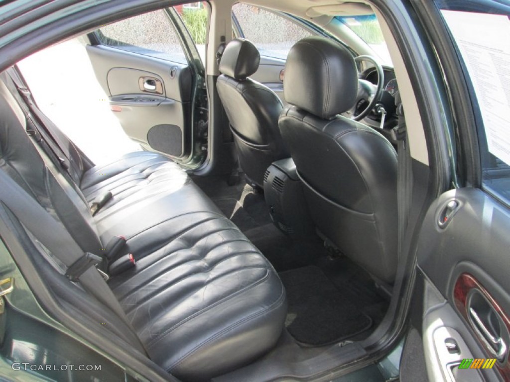 2001 Chrysler Concorde LXi Rear Seat Photos