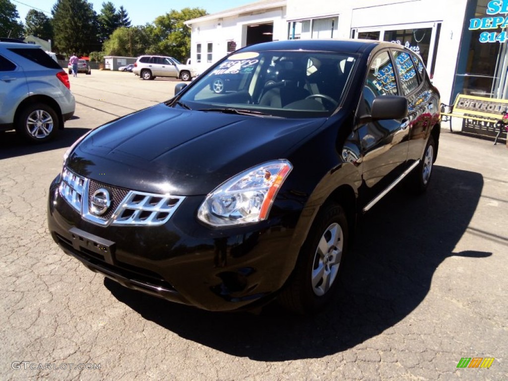 2011 Rogue S AWD - Wicked Black / Black photo #4