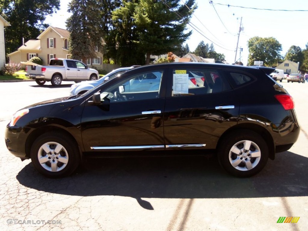 2011 Rogue S AWD - Wicked Black / Black photo #5