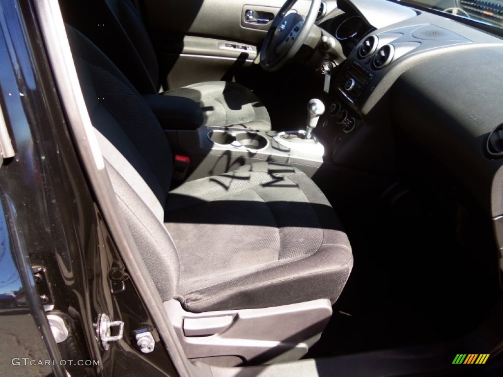 2011 Rogue S AWD - Wicked Black / Black photo #11
