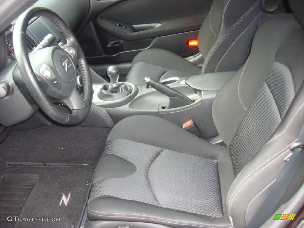 2011 370Z Coupe - Black Cherry / Black photo #12