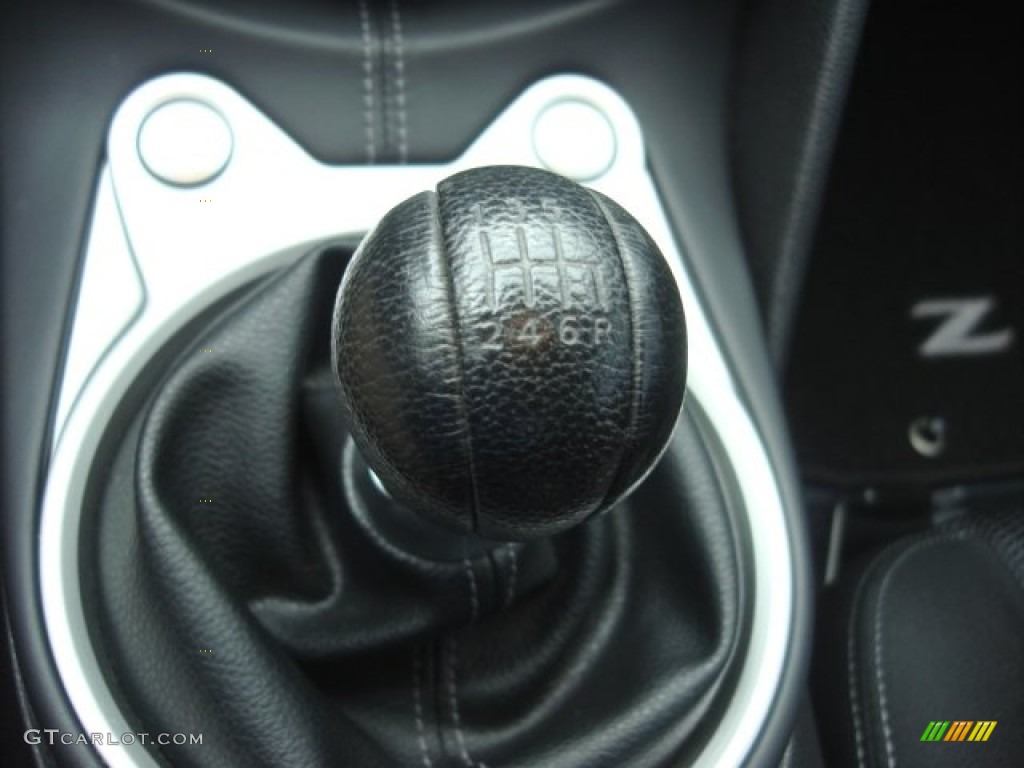 2011 370Z Coupe - Black Cherry / Black photo #21